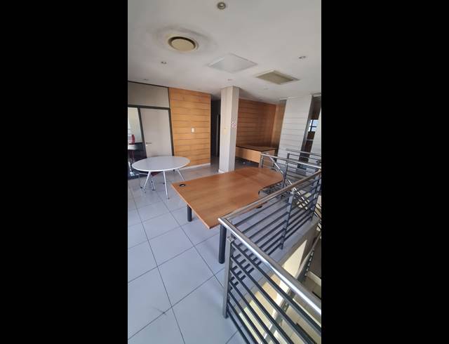 385M² WAREHOUSE TO LET IN RIVERHORSE VALLEY